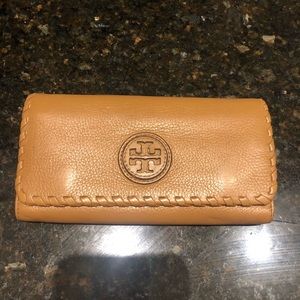 Tory Burch wallet-good condition minor wear & tear